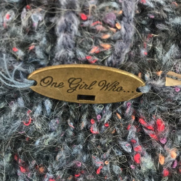 One girl who, S, mohair, sweater vest - Picture 5 of 9